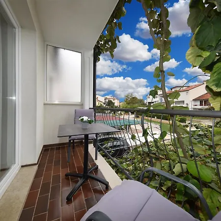 Romano 1099 * Rovinj