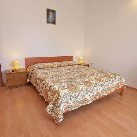 Romano 1099 * Rovinj