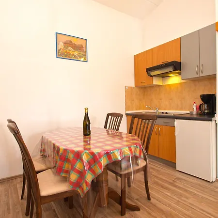 Apartment Romano 1099 Rovinj