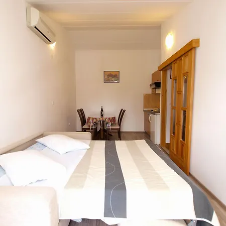 1099 Rovinj