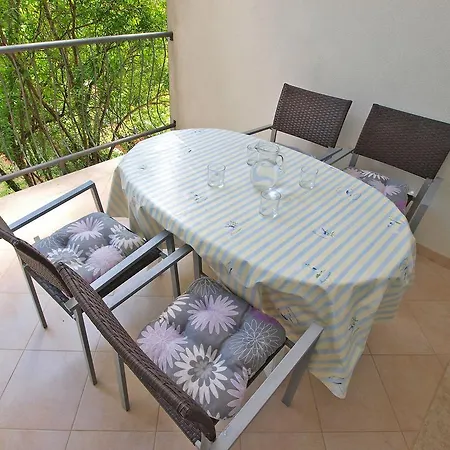 Romano 1099 * Rovinj