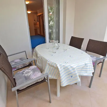 Romano 1099 Apartment *