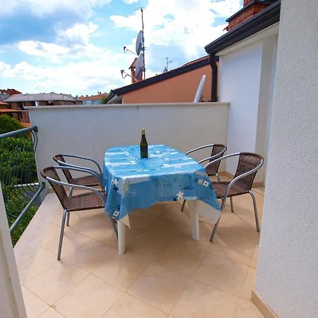 Apartment Romano 1099 Rovinj